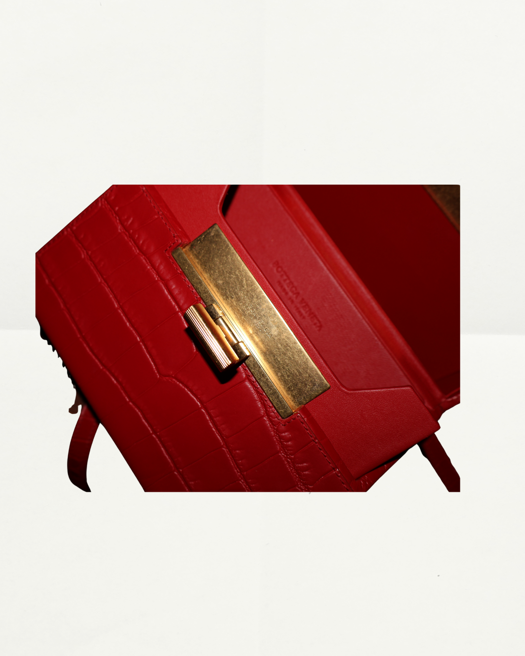 Bottega Veneta Daisey in Red