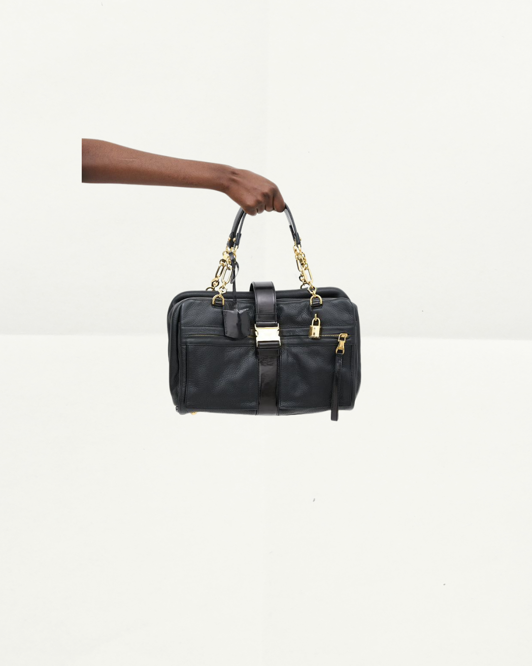 Loewe Lola 35 in Black